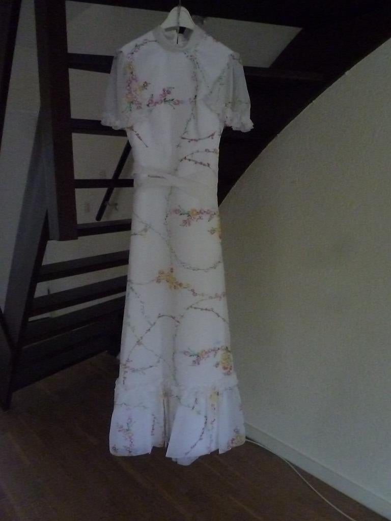 vintage trouwjurk, Kleding | Dames, Trouwkleding en Trouwaccessoires, Ophalen, Zo goed als nieuw, Wit, Trouwjurk