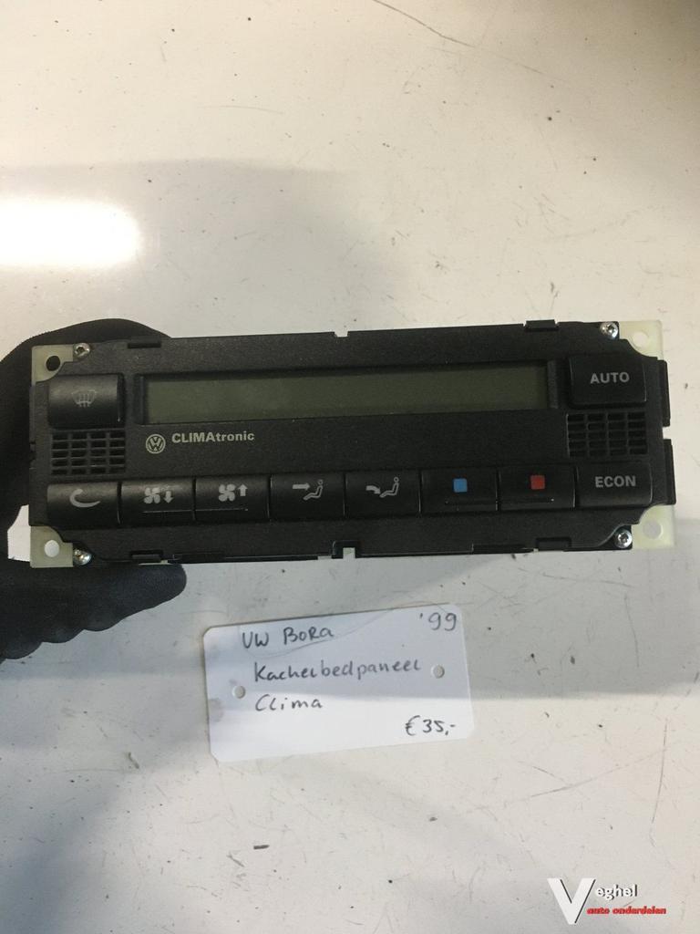 Vw Bora 1.9 Tdi 1999 Kachel bedieningspaneel airco/ clima, Gebruikt, -, -, Ophalen of Verzenden