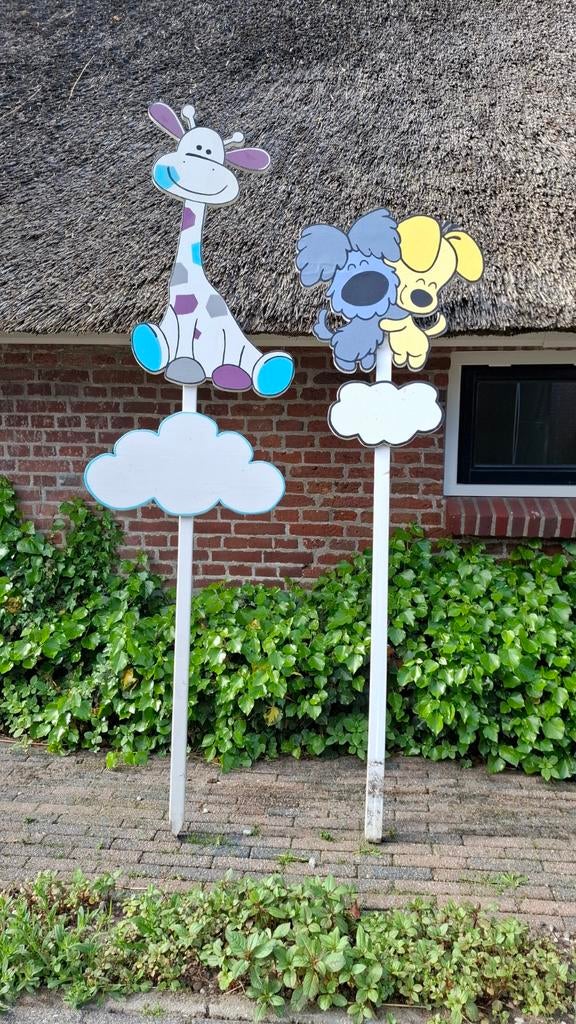 Te koop: Geboorteborden Woezel en Pip (€30) en giraf (€25), Ophalen