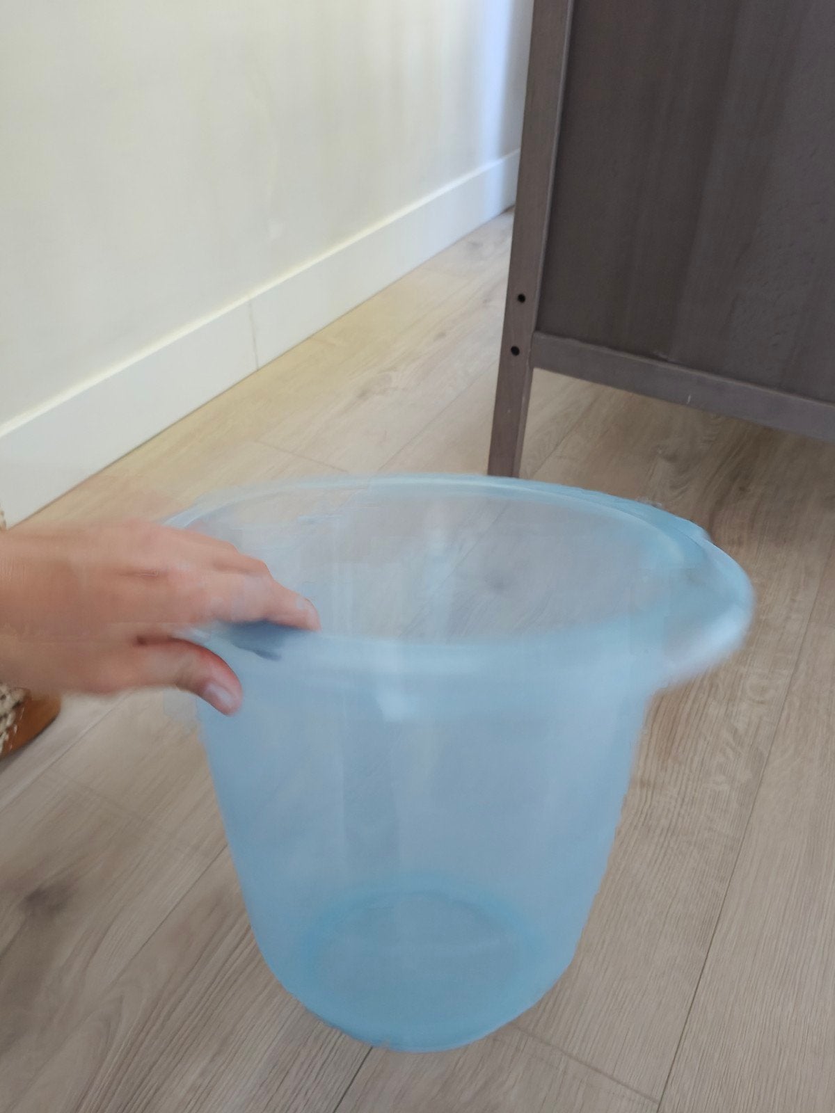 Lichtblauwe kunststof emmer/afvalbak, Ophalen, Zo goed als nieuw, Tummy Tub