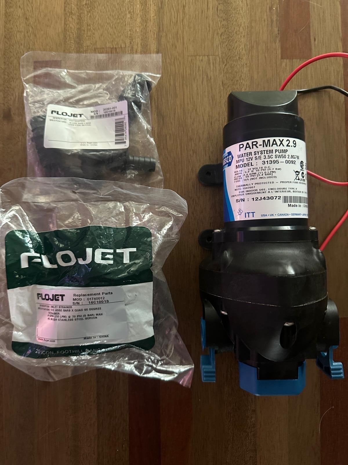 Jabsco 12V Waterpomp PAR-MAX 2.9 met extra onderdelen, Ophalen of Verzenden, Nieuw, Kombuis en Sanitair