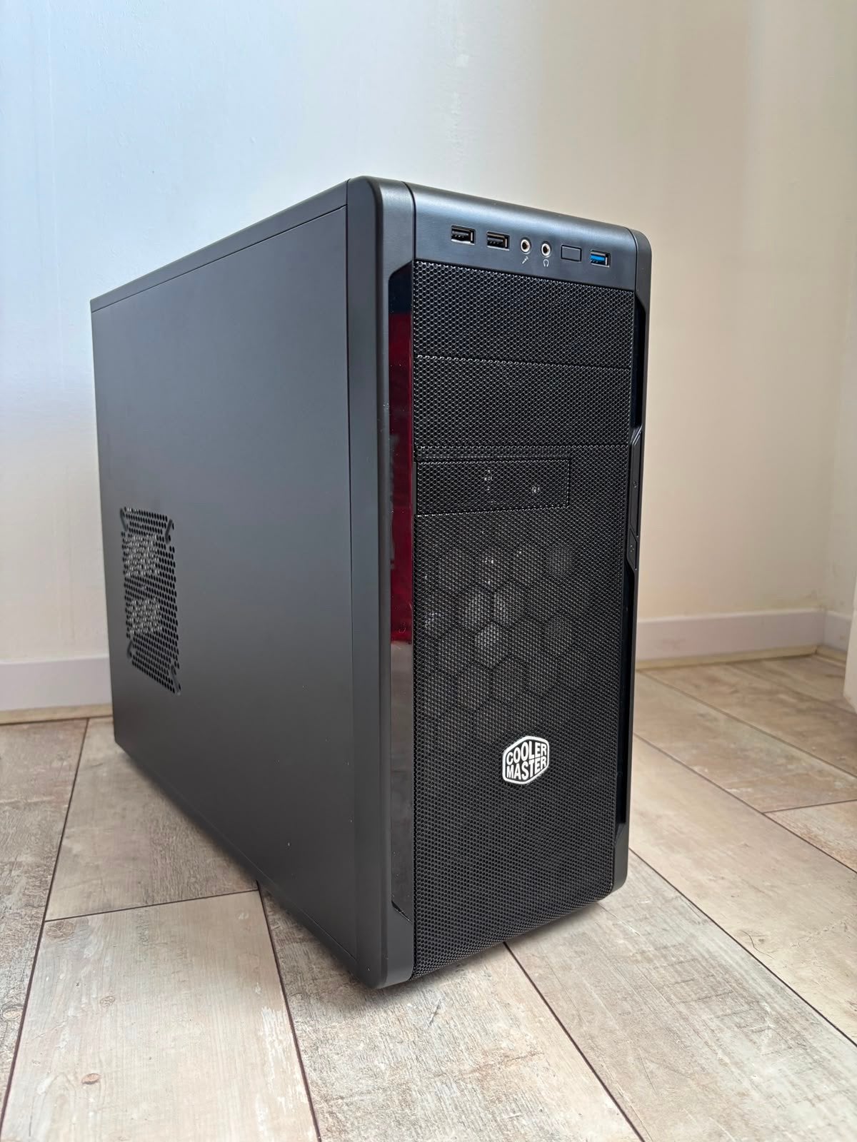 Gaming PC - Intel i7-7700, 8GB RAM, GTX 1050, 250GB SSD, Gebruikt, 8 GB, Ophalen of Verzenden, Gaming