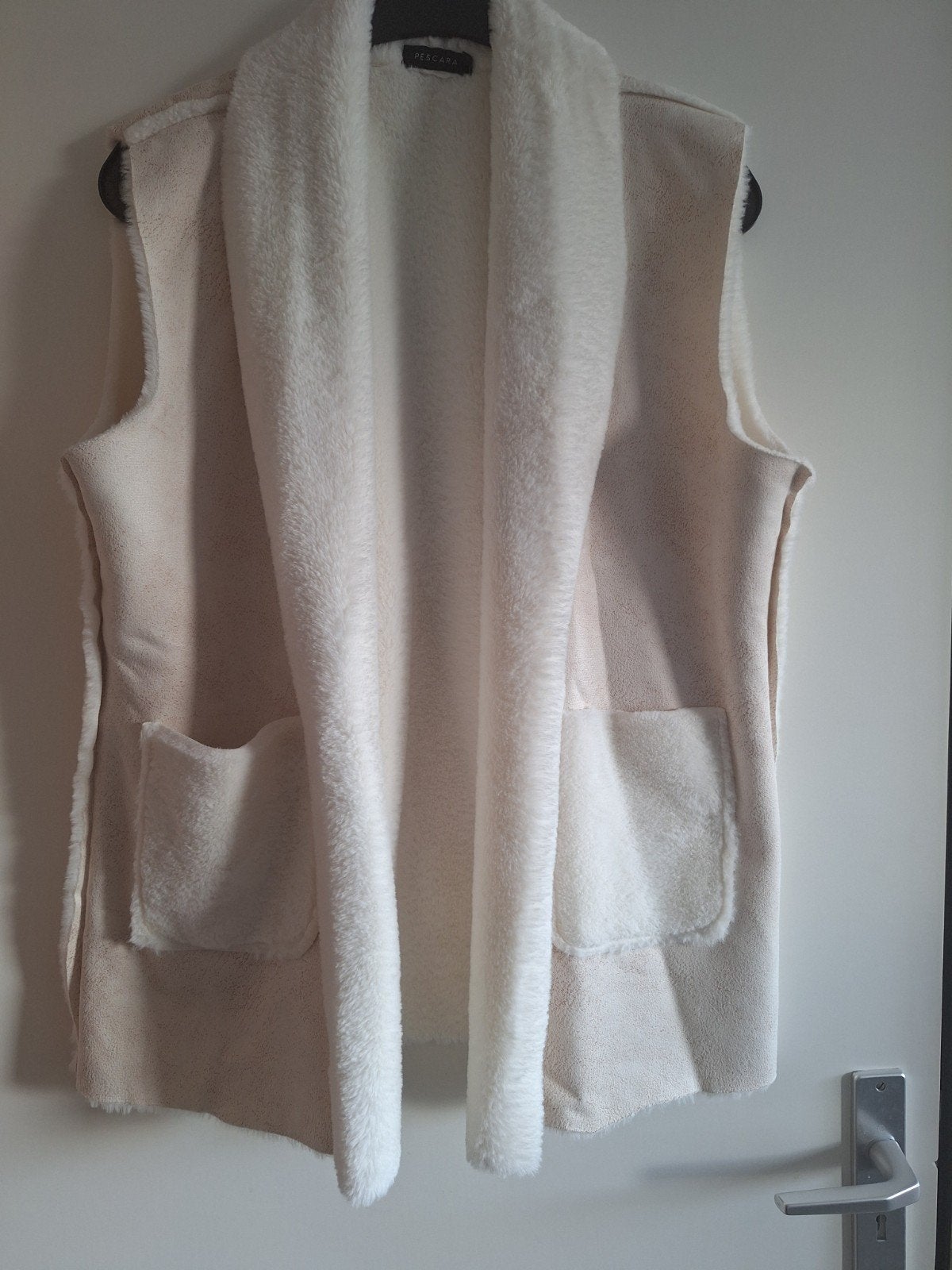 Nieuw zacht gilet pescara mt xl 44 46, Pescara, Ophalen of Verzenden, Nieuw, Maat 42/44 (L)