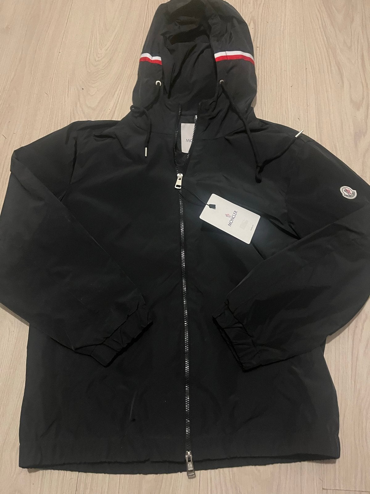 Moncler Zwarte Vest - Nieuwstaat, Maat S-M (valt klein), Ophalen of Verzenden, Nieuw, Maat 46 (S) of kleiner, Zwart