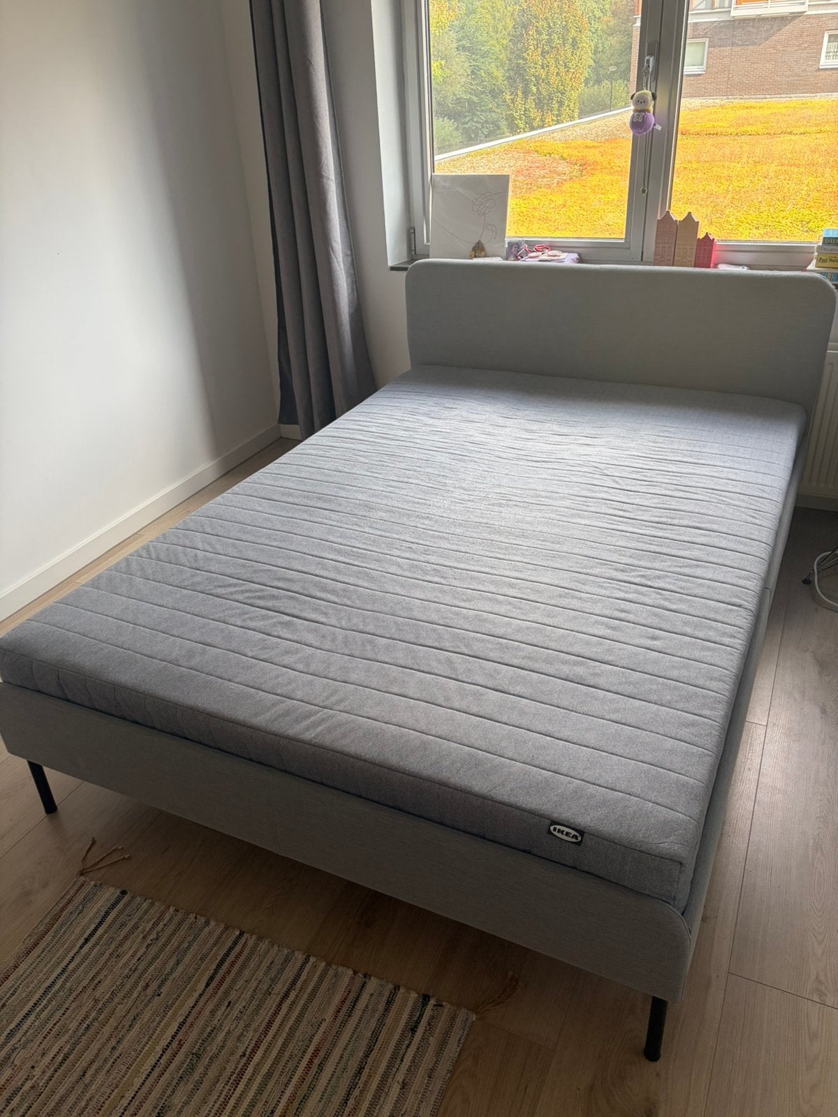 140x200cm Ikea slattum bedframe en matras, Ophalen, Tweepersoons, 140 cm, Zo goed als nieuw