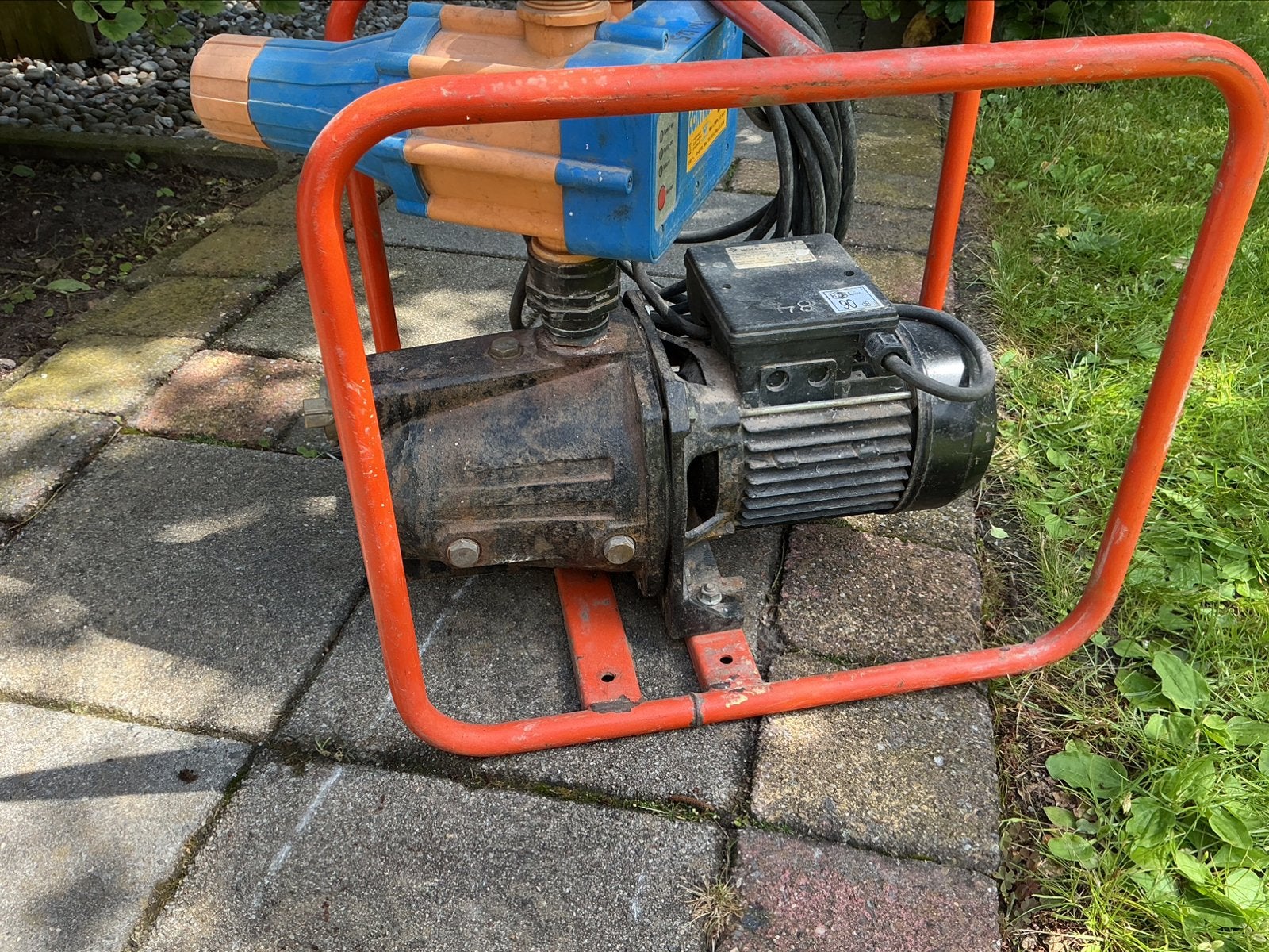 Hydrofoorpomp, Ophalen, Gebruikt, Elektrisch, Hydrofoorpomp