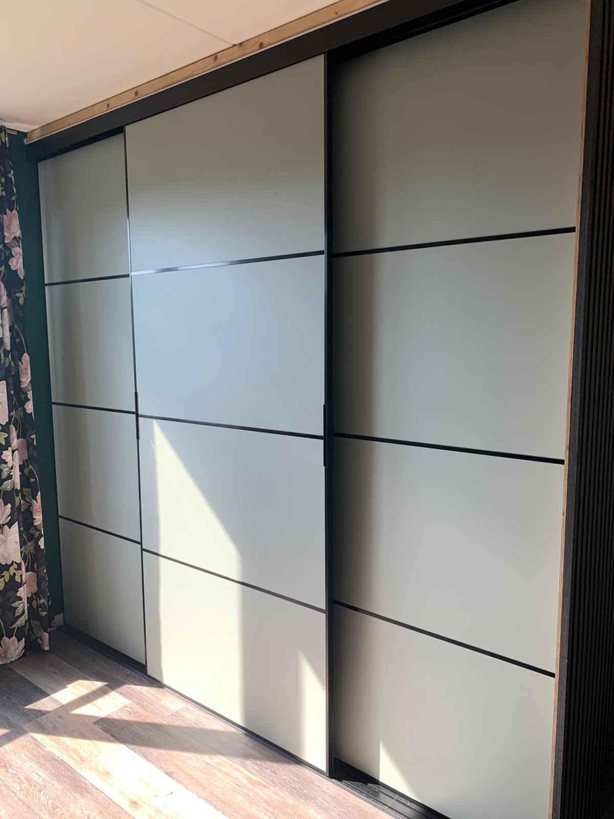 Pax kast met 3 schuifdeuren, Ophalen, 200 cm of meer, Zo goed als nieuw, 200 cm of meer