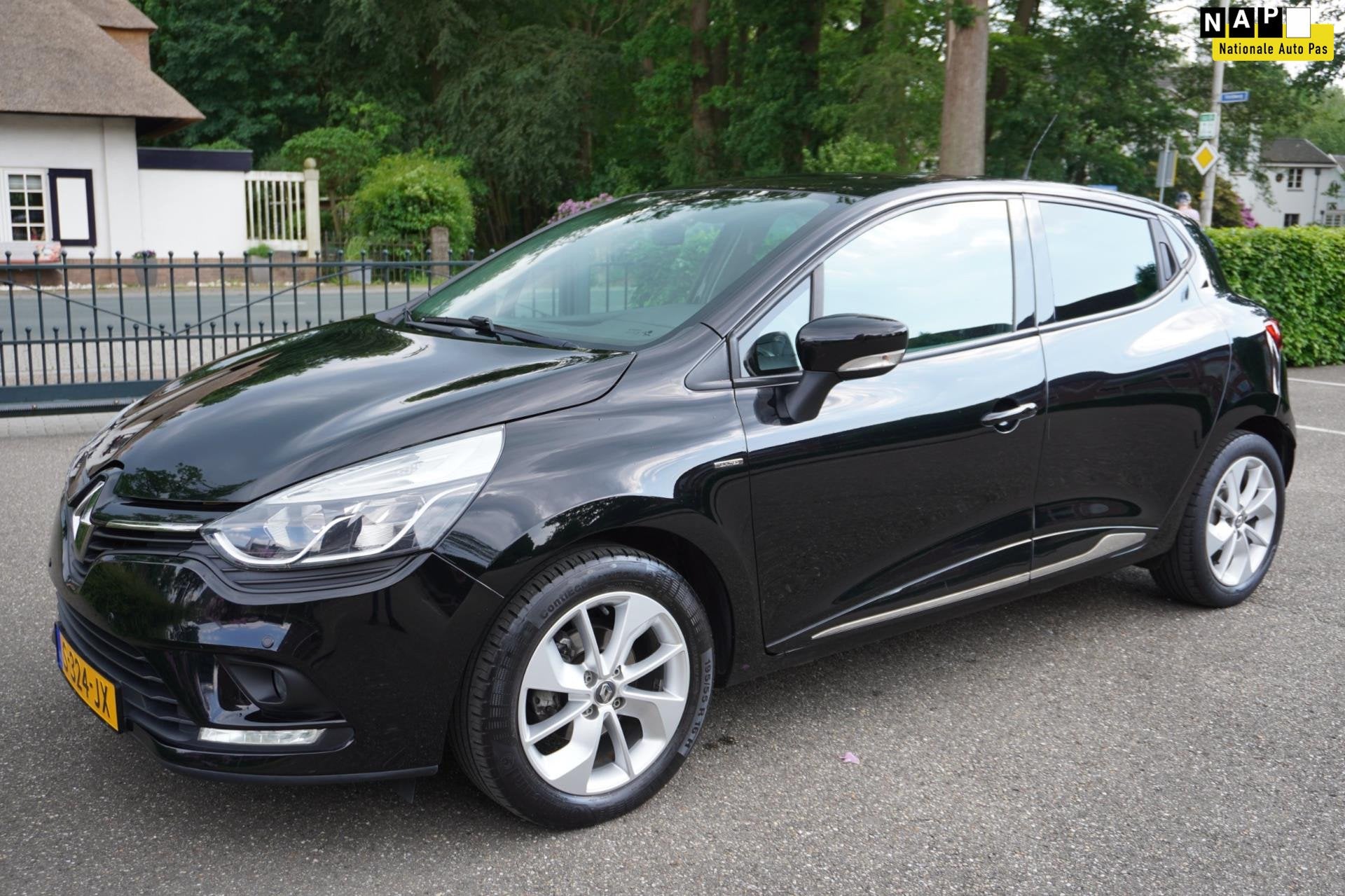 Renault CLIO 1.2 TCe Intens Airco Navi Cruise Pdc, Auto's, Voorwielaandrijving, Stof, 4 cilinders, Handgeschakeld