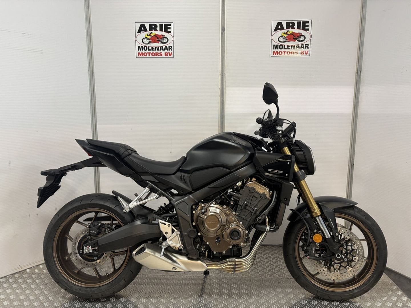 Honda CB 650 R E-Clutch (bj 2026), Motoren, 2 cilinders, HONDA, Bedrijf, Onbekend