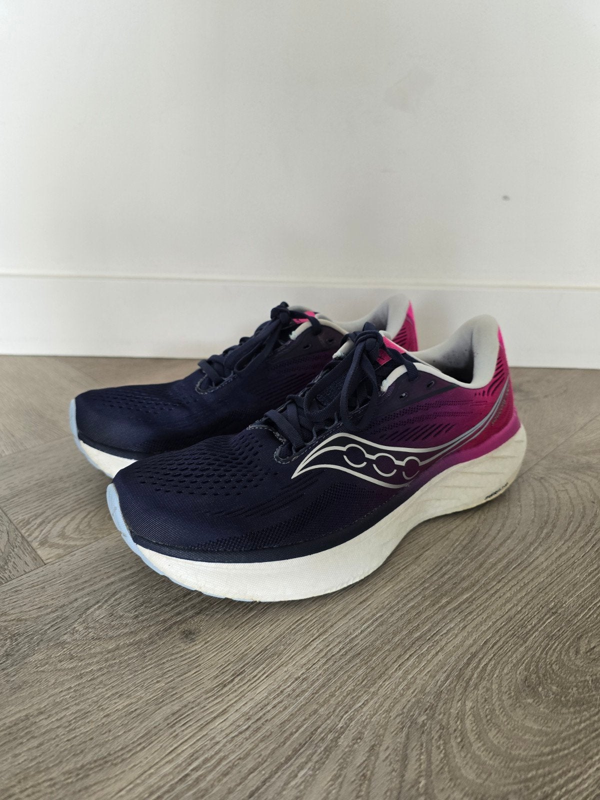 Saucony Ride 18 hardloopschoenen maat 42, Sport en Fitness, Loopsport en Atletiek, Ophalen of Verzenden, Gebruikt, Hardloopschoenen