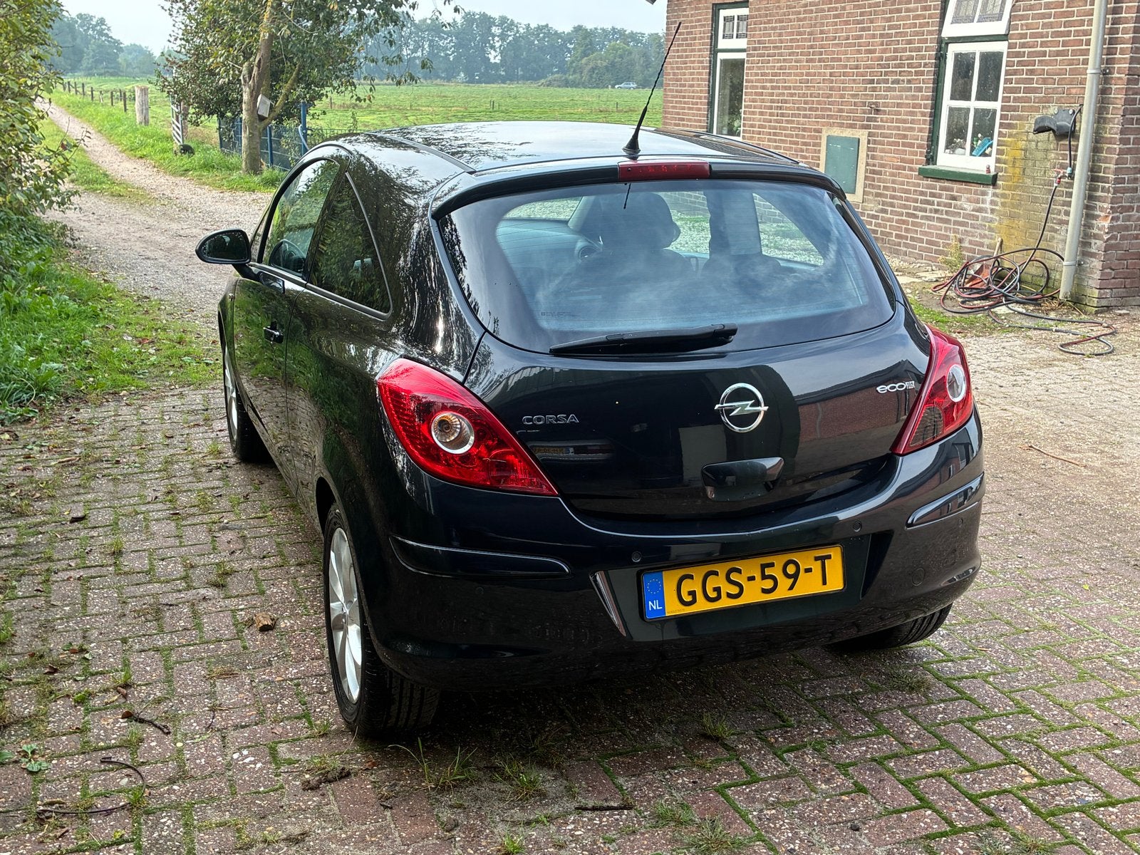 Opel Corsa 1.2 Ecoflex 51KW 3D 2013 Zwart, Auto's, Voorwielaandrijving, 450 kg, 4 cilinders, 1229 cc