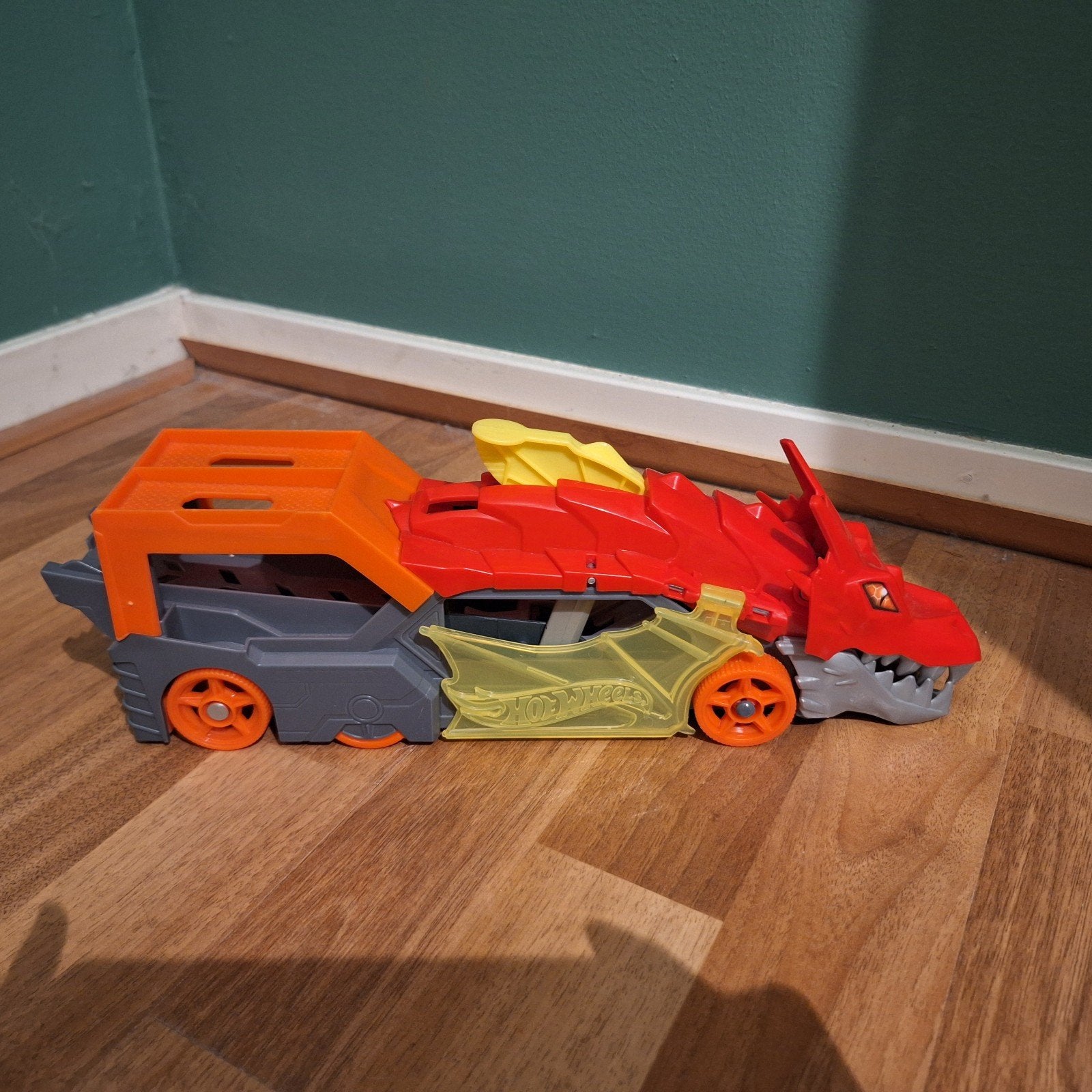 Hot Wheels Draken Transporter voor 6 auto's, Ophalen, Gebruikt
