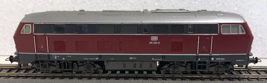 Roco DCC digitale diesellok Br215 015 van de DB, Gebruikt, Ophalen of Verzenden, Roco, Gelijkstroom