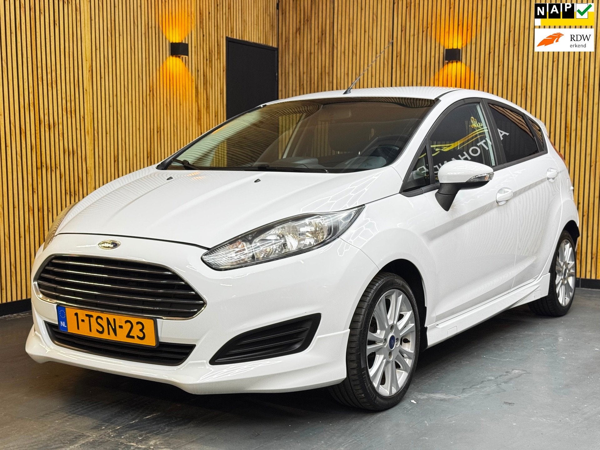 Ford Fiesta 1.0 EcoBoost Hot Hatch|ORIGINEEL NL|KM MET NAP|2, 101 pk, Verwarmde buitenspiegels, Origineel Nederlands, Bedrijf