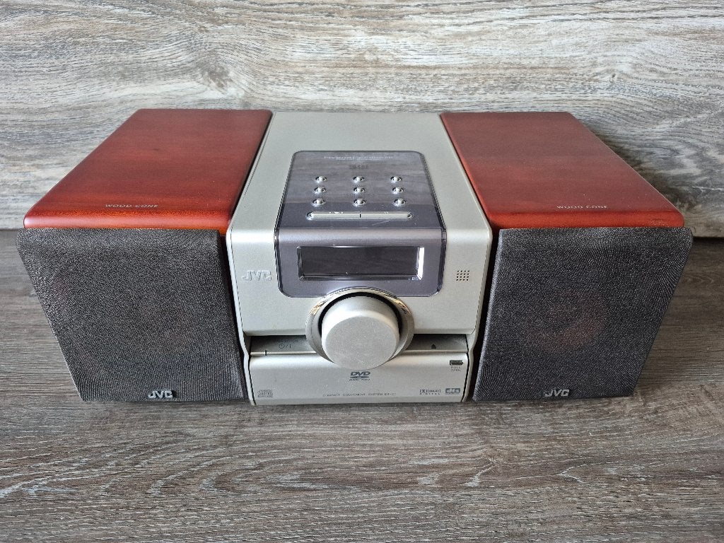 Foto 2 van JVC EX-D1 Compact Component System – Wood Cone speakers