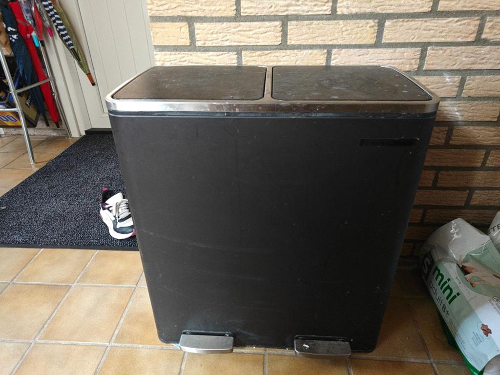 Songmics dubbele prullenbak - 65x59x32 cm, Huis en Inrichting, Ophalen, Gebruikt, Met pedaal, 50 tot 75 cm