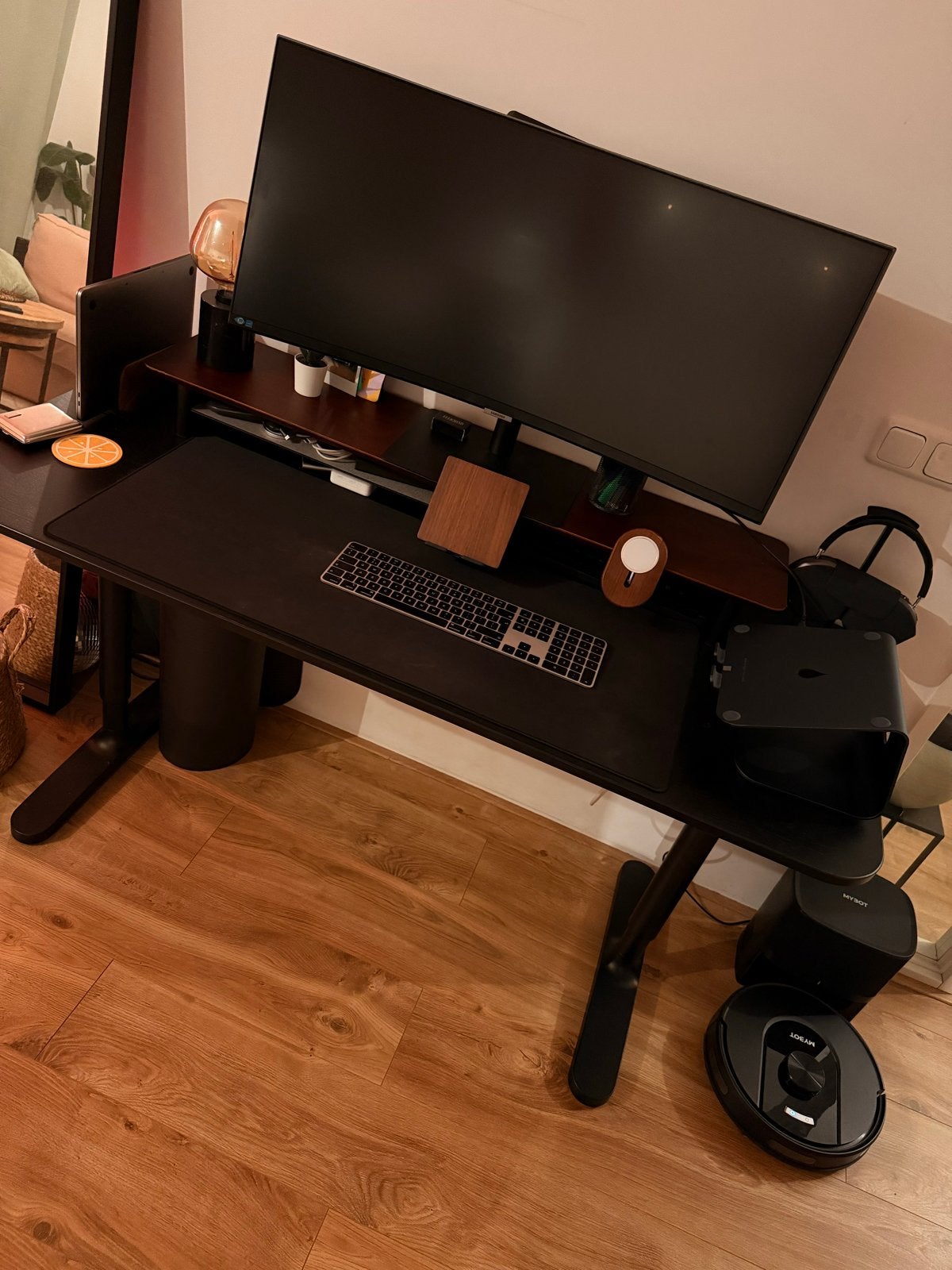 IKEA Bureau - Stijlvol en Functioneel Zwart Bureau, Gebruikt, Spaanplaat of MDF, Ophalen of Verzenden, IKEA