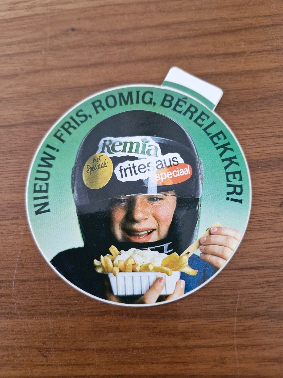 9250 Vintage Remia Frites Aus Speciaal Sticker, Ophalen of Verzenden, Gebruikt, Merk