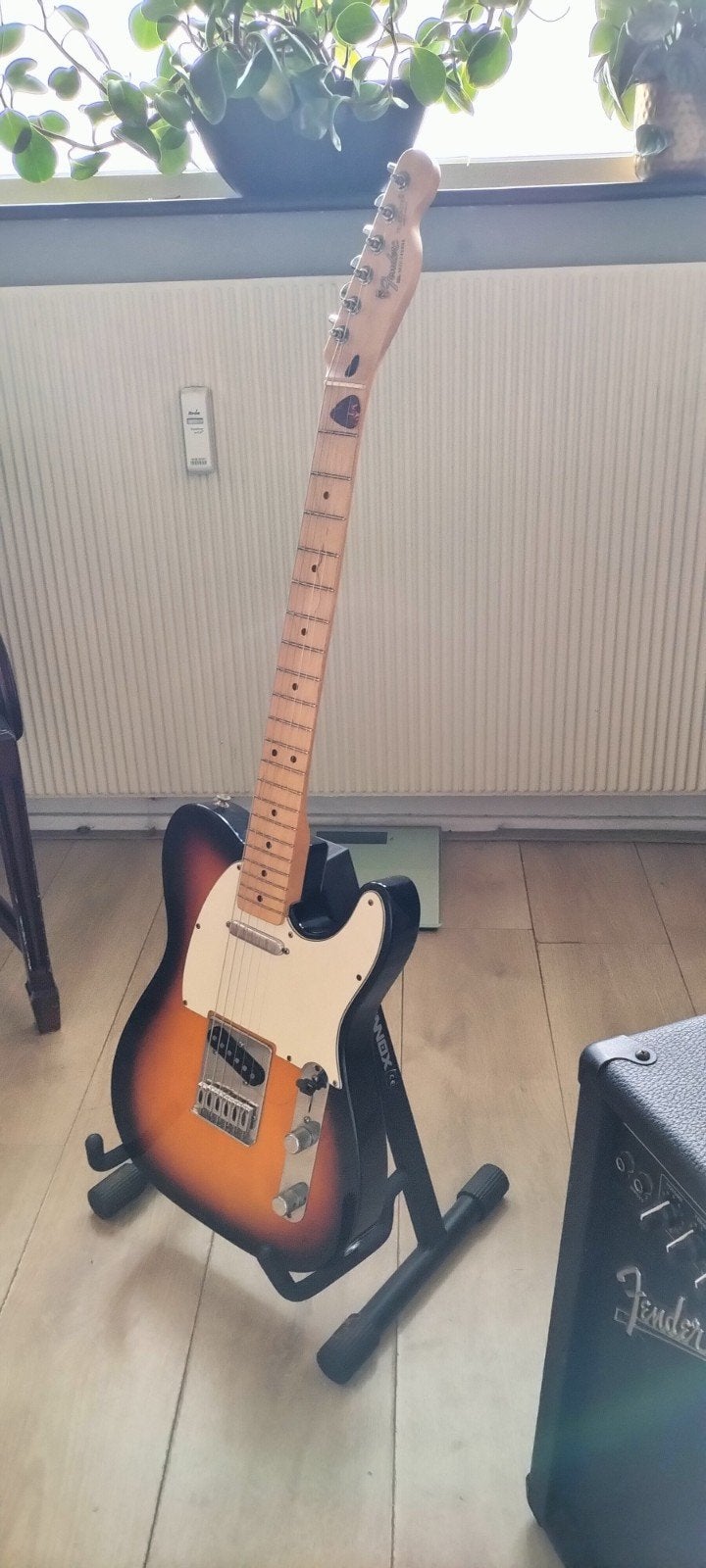 Fender Telecaster Sunburst met Fender champ 25 versterker, Fender, Gebruikt, Met versterker, Ophalen of Verzenden