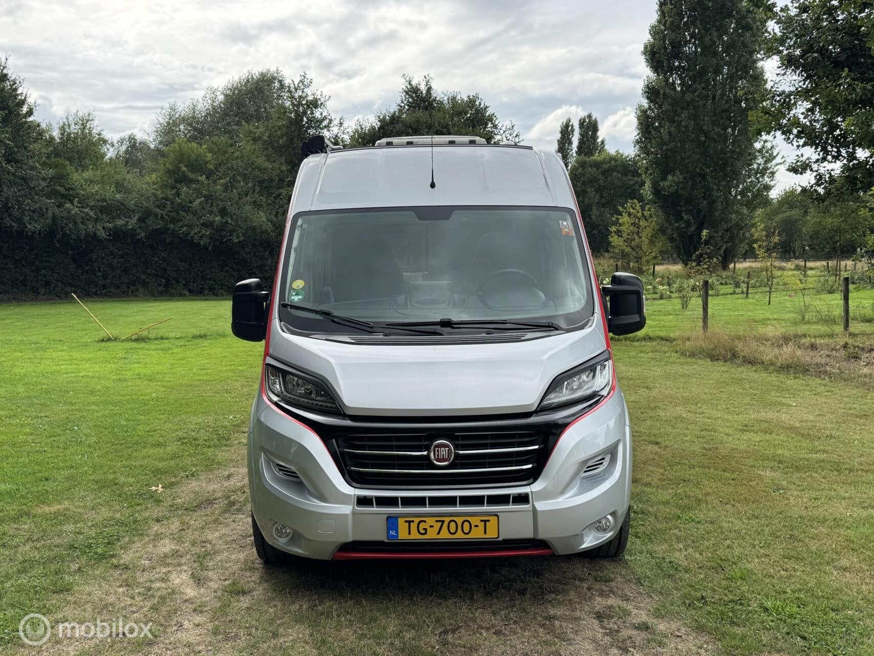 Pössl Clever 600 | Buscamper | Zonnepanelen | Luchtvering |, Caravans en Kamperen, Campers, Bedrijf, Spitzackerstr. 12, D-82166 Gräfelfing, Duitsland