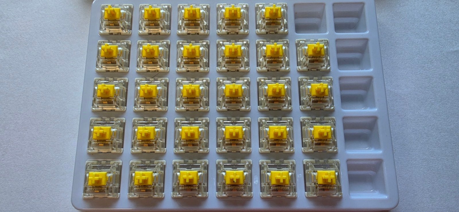 Gateron Yellow V2 Linear switches (30 stuks), Hot-swappable, Gebruikt, Kailh, Gateron, Ophalen of Verzenden