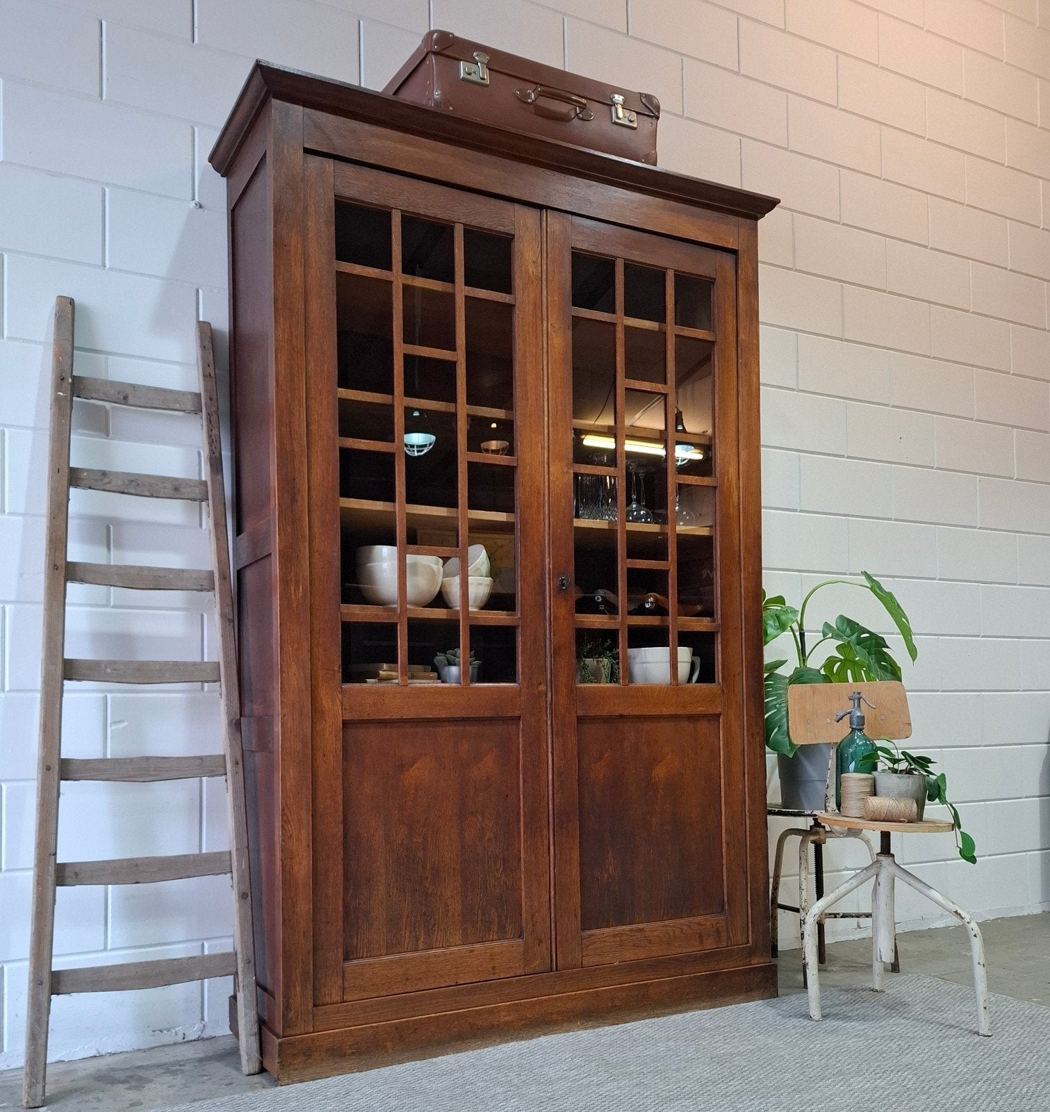 Vintage/antieke art deco eikenhouten schoolkast, jaren '20, 100 tot 150 cm, 200 cm of meer, Eikenhout, Met lade(s)