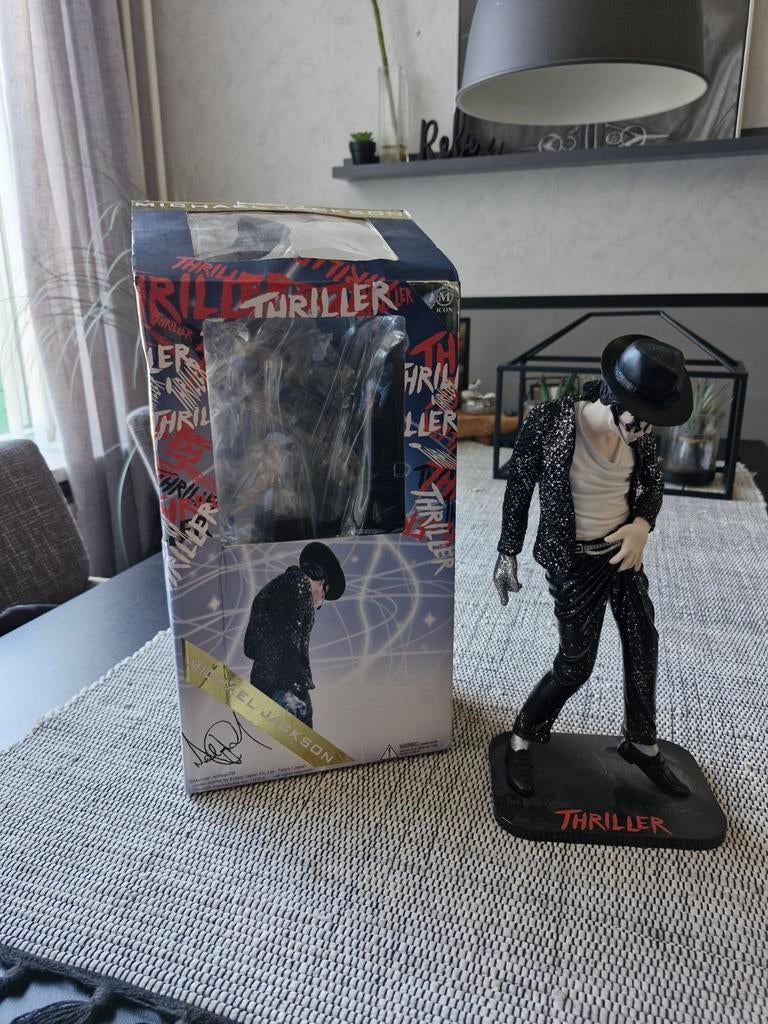 Michael Jackson beeld, Ophalen of Verzenden, Zo goed als nieuw, Pop, Beeldje of Miniatuur
