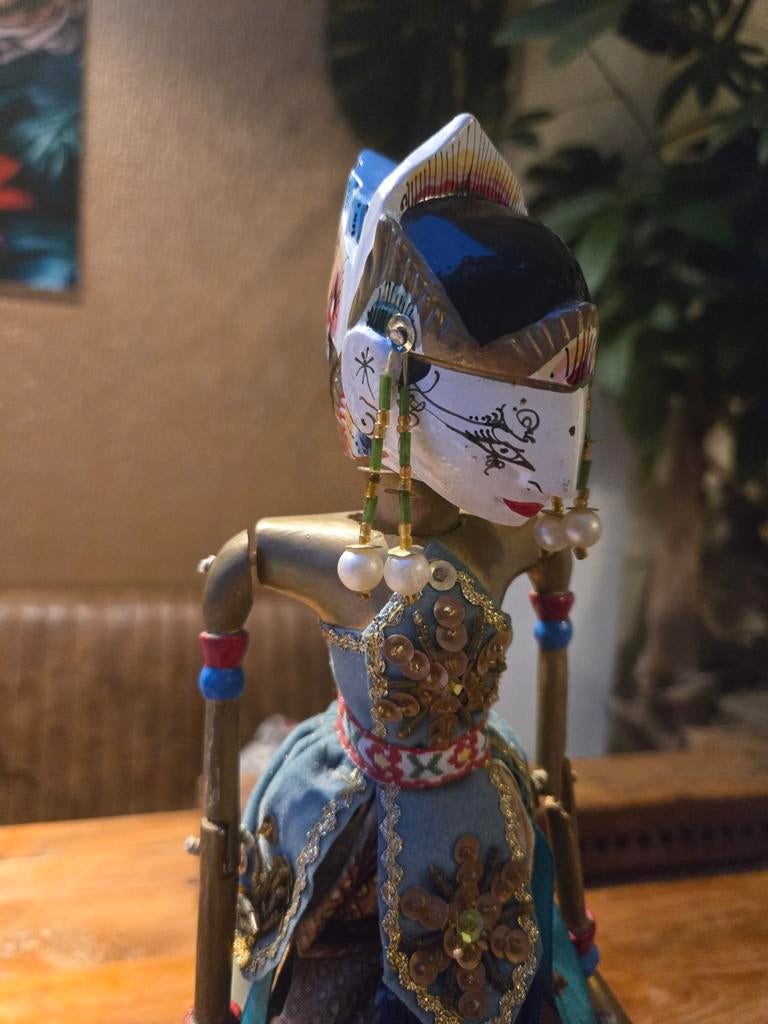 Prachtige Wayang Golek Pop, uit Indonesië., Antiek en Kunst, Ophalen of Verzenden