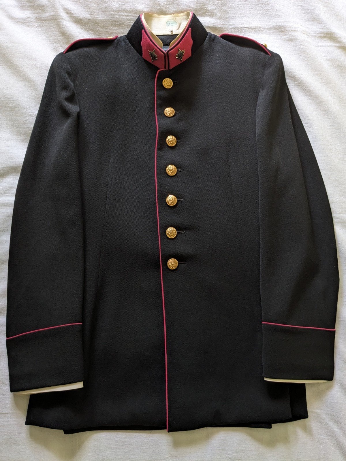 Uniform jas Gekleed Tenue op naam adjudant administratie GKT, Verzamelen, Militaria | Algemeen, Landmacht, Kleding of Schoenen