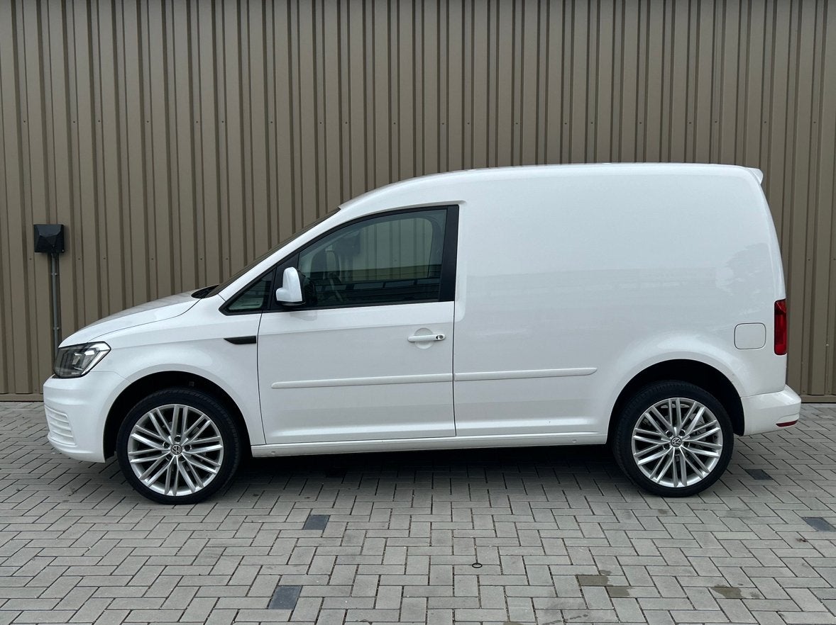 Volkswagen Caddy Highline 2016 130PK Xenon, 4 cilinders, 700 kg, Volkswagen, 1417 kg