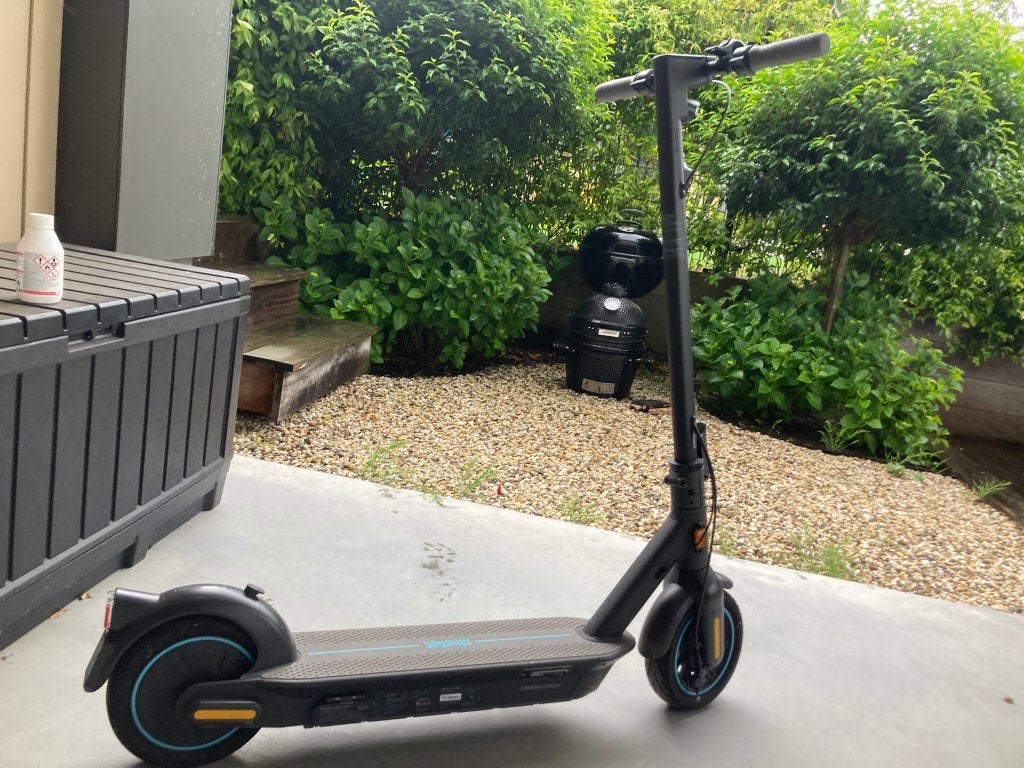 electrische step Ninebot max G30 D, Fietsen en Brommers, Steps, Ophalen, Zo goed als nieuw, Elektrische step (E-scooter), Segway-Ninebot