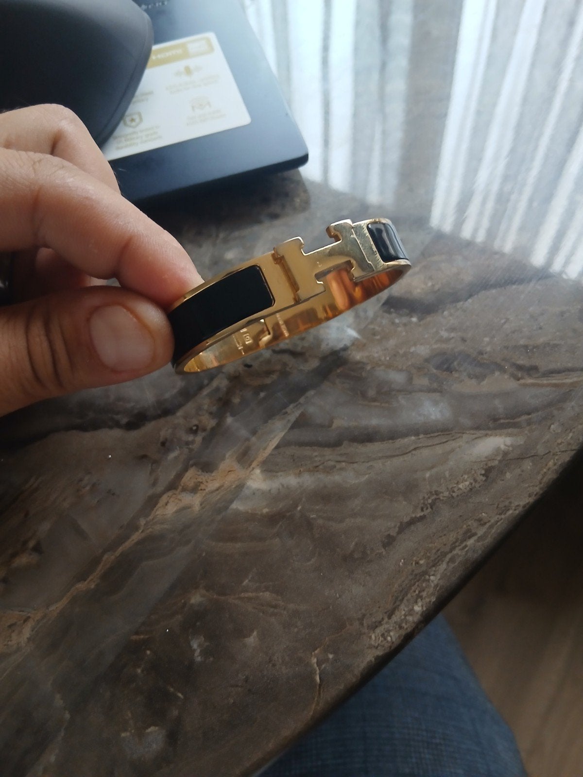 Hermès Clic H Armband Zwart en Goud, Verzenden, Zo goed als nieuw, Zwart, Overige materialen