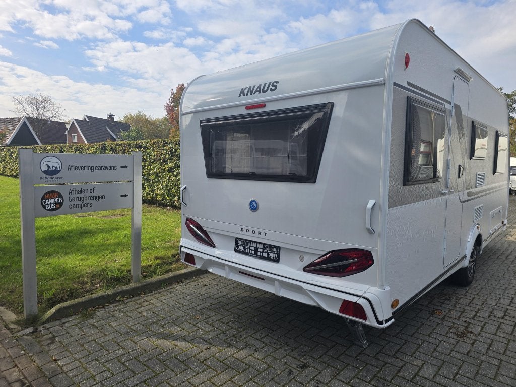 Knaus Sport 460 EU + mover, luifel + fietsdr, Caravans en Kamperen, Rondzit, Bedrijf, Fietsenrek, Lengtebed