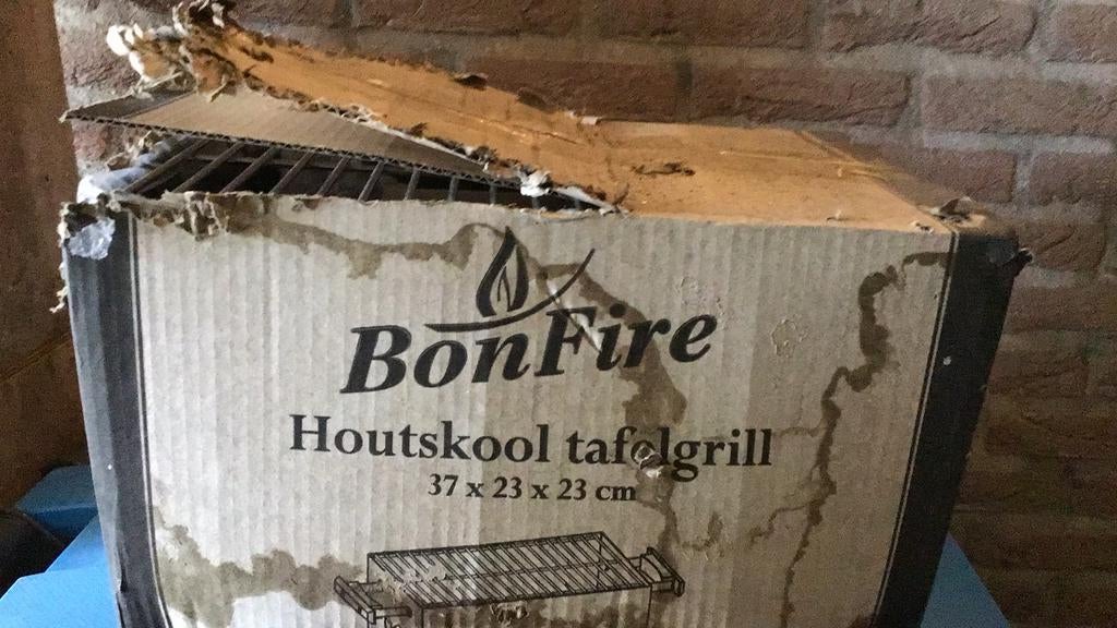 Tafel bbq Bonfire en weber bbq, Ophalen, Gebruikt