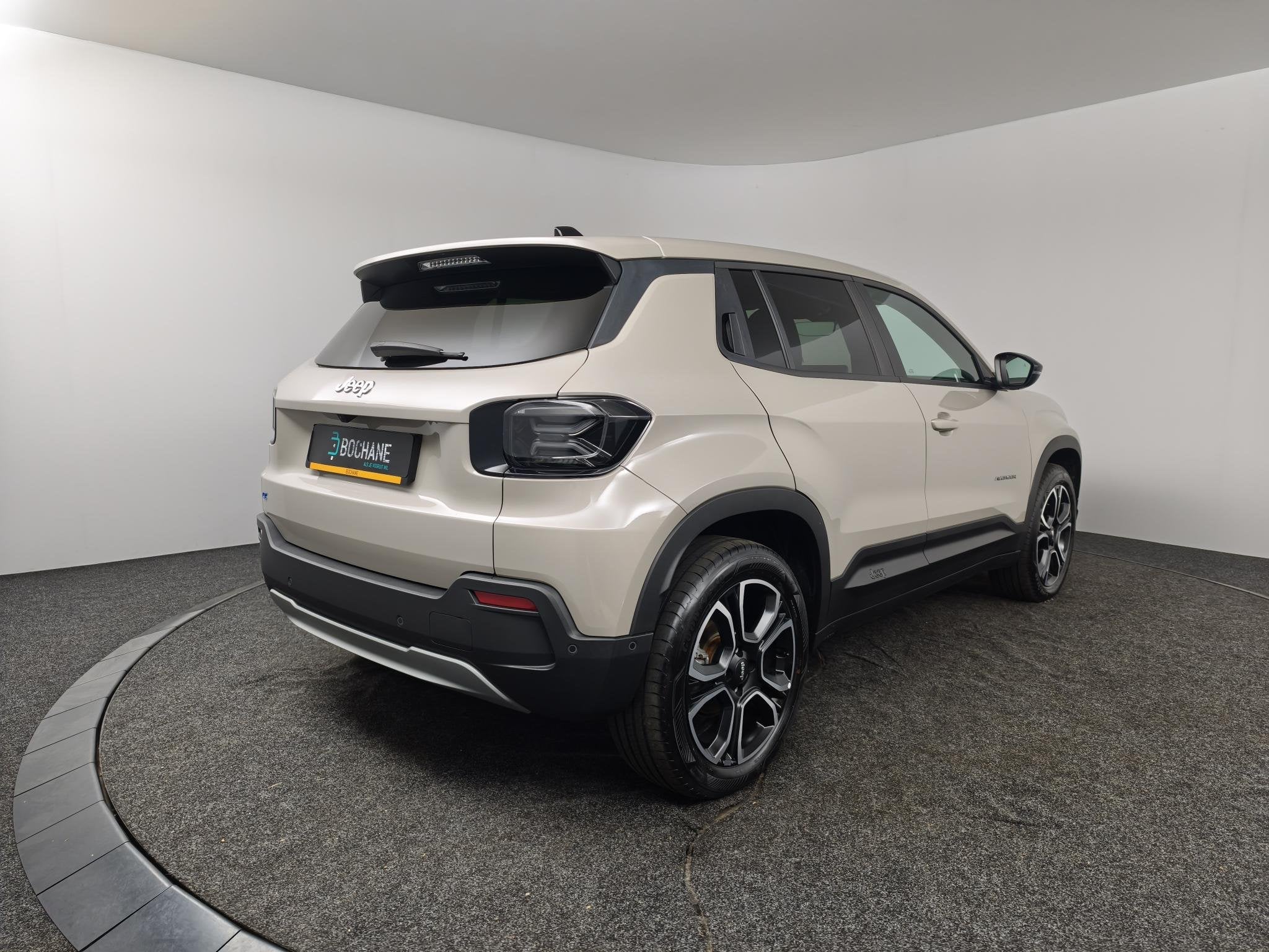Jeep Avenger Summit 54 kWh | Apple Carplay / Android Auto |, Auto's, Jeep, Gebruikt, 156 pk, Met garantie (alle), SUV of Terreinwagen