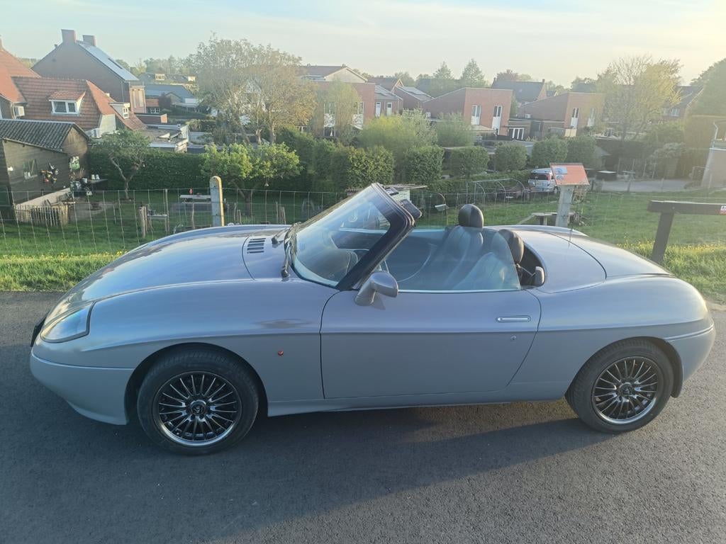 Fiat Barchetta 1.8 16V 1997 Nardo Grijs, Voorwielaandrijving, 450 kg, 40 €/maand, Zwart