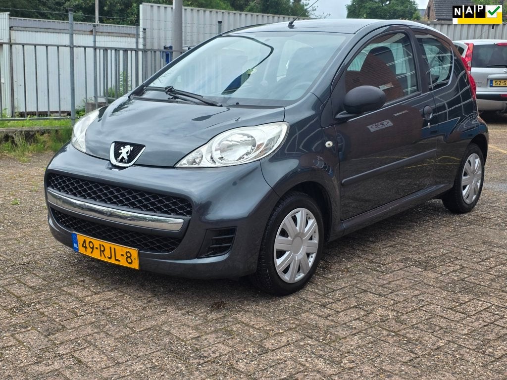Peugeot 107 1.0-12V XR | NAP | LANG APK | AIRCO | Nette auto, Auto's, Voorwielaandrijving, Euro 5, Startonderbreker, Gebruikt