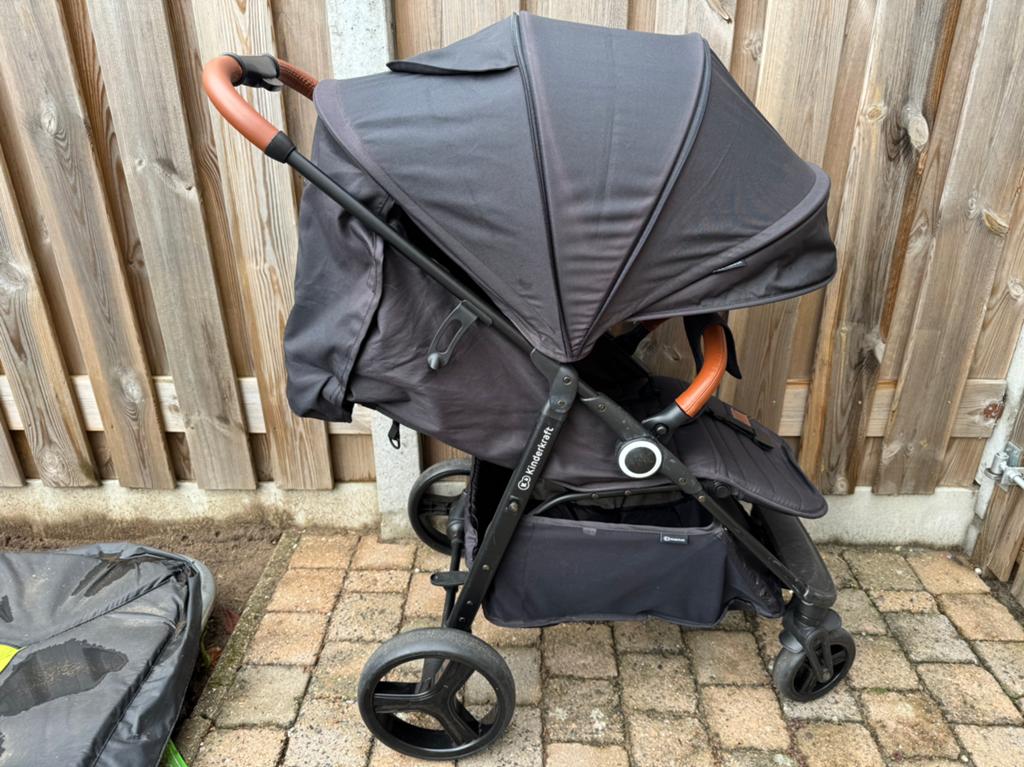 Zwarte Kinderkraft buggy + regenhoes, Ophalen, Gebruikt, Kinderwagen, Overige merken