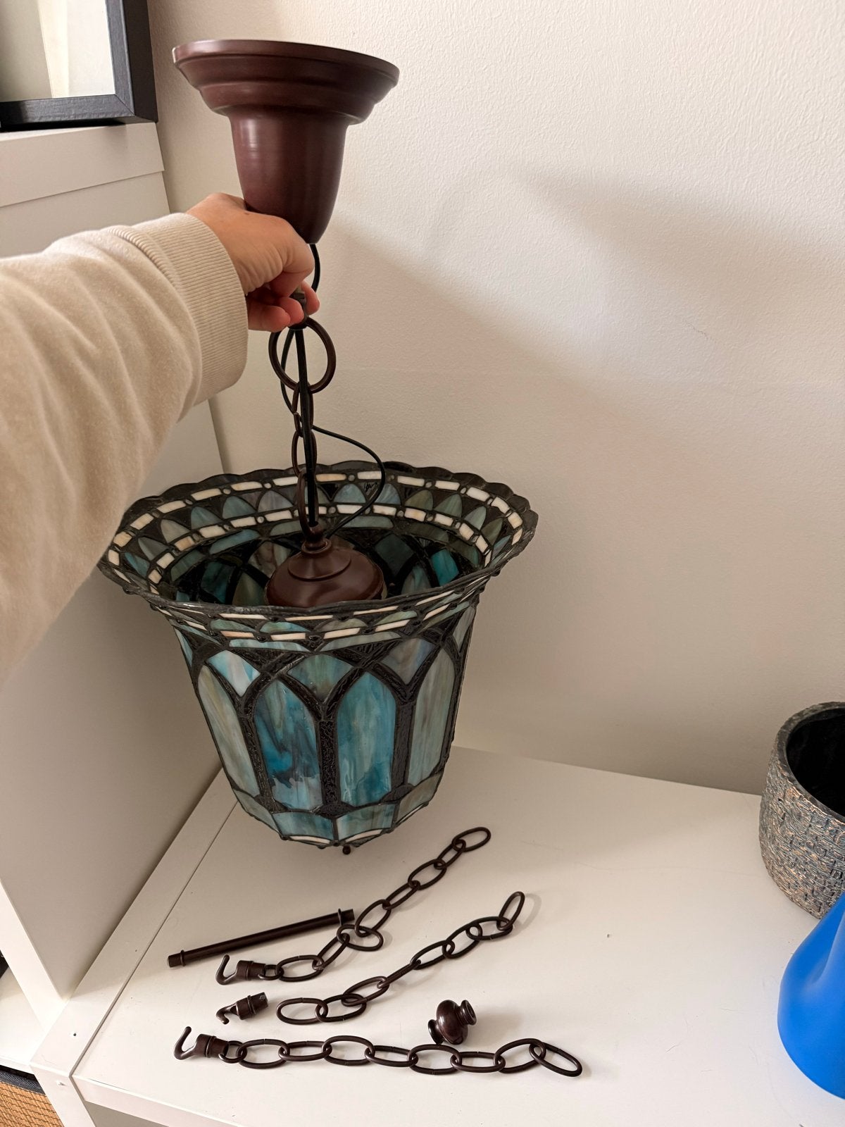 (Gereserveerd) Tiffany Stijl Hanglamp - Blauw Glas, Ophalen of Verzenden, Zo goed als nieuw, Glas, E27 (groot)