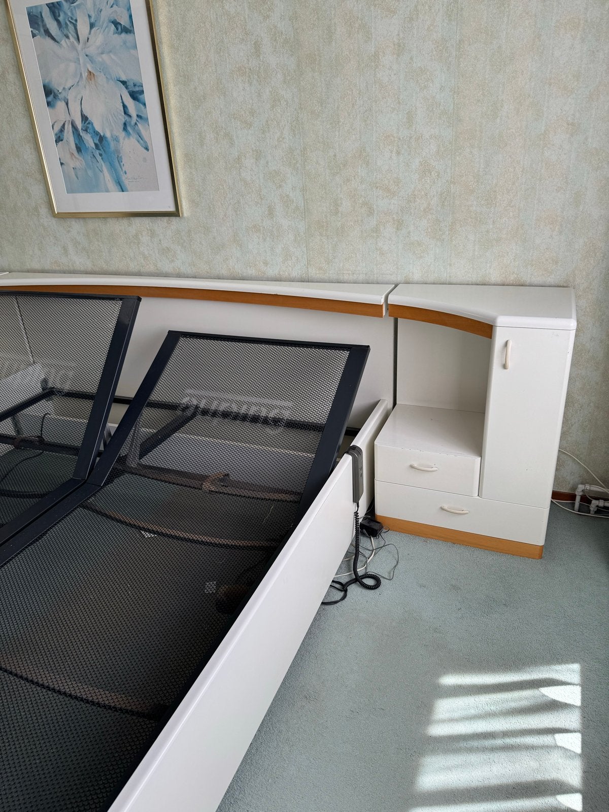 Auping tweepersoonsbed elektrisch verstelbaar met ombouw en, Huis en Inrichting, Slaapkamer | Bedden, Ophalen, Wit, Tweepersoons