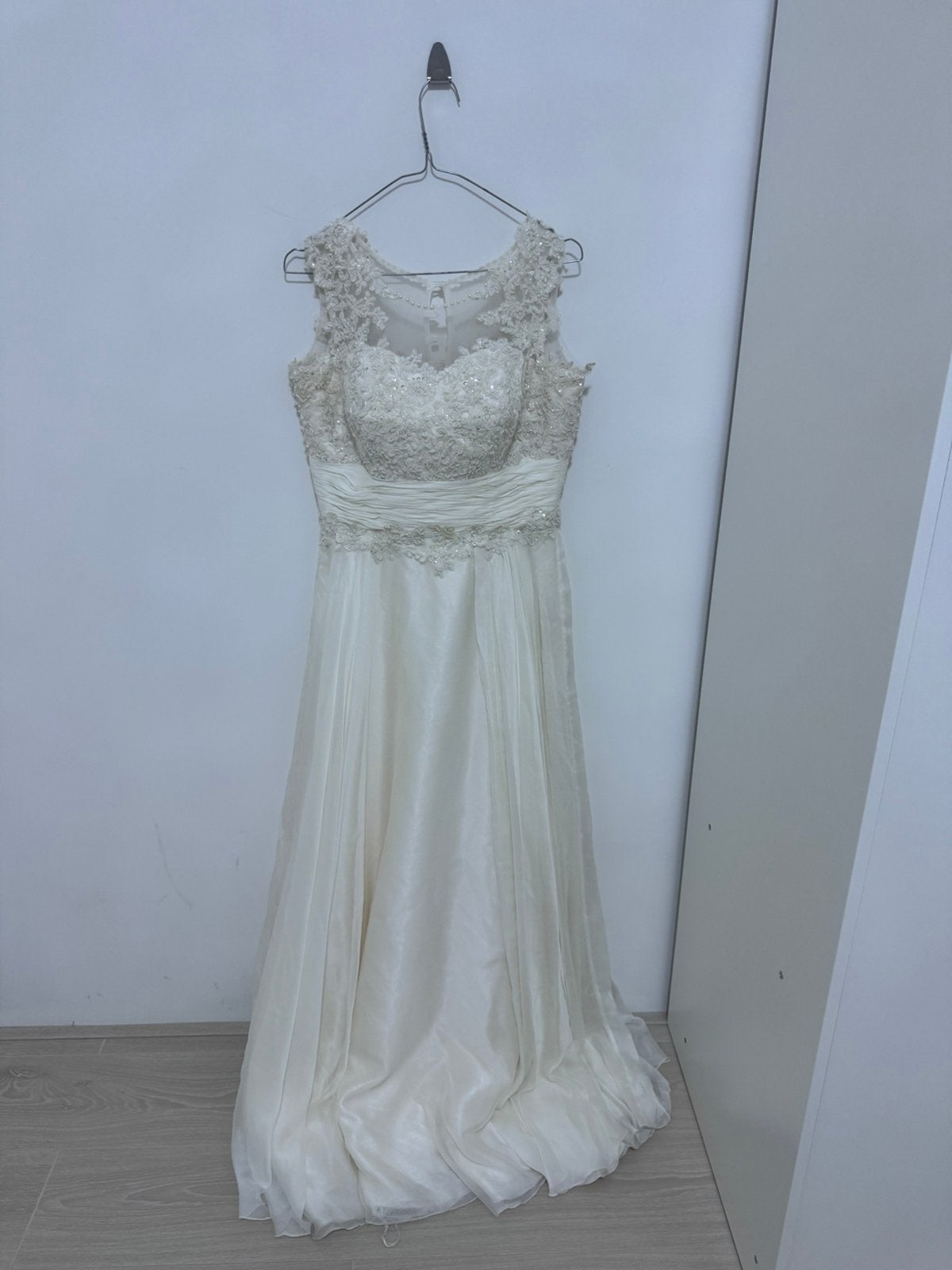 Witte Trouwjurk, Kleding | Dames, Trouwkleding en Trouwaccessoires, Ophalen of Verzenden, Nieuw, Wit, Trouwjurk