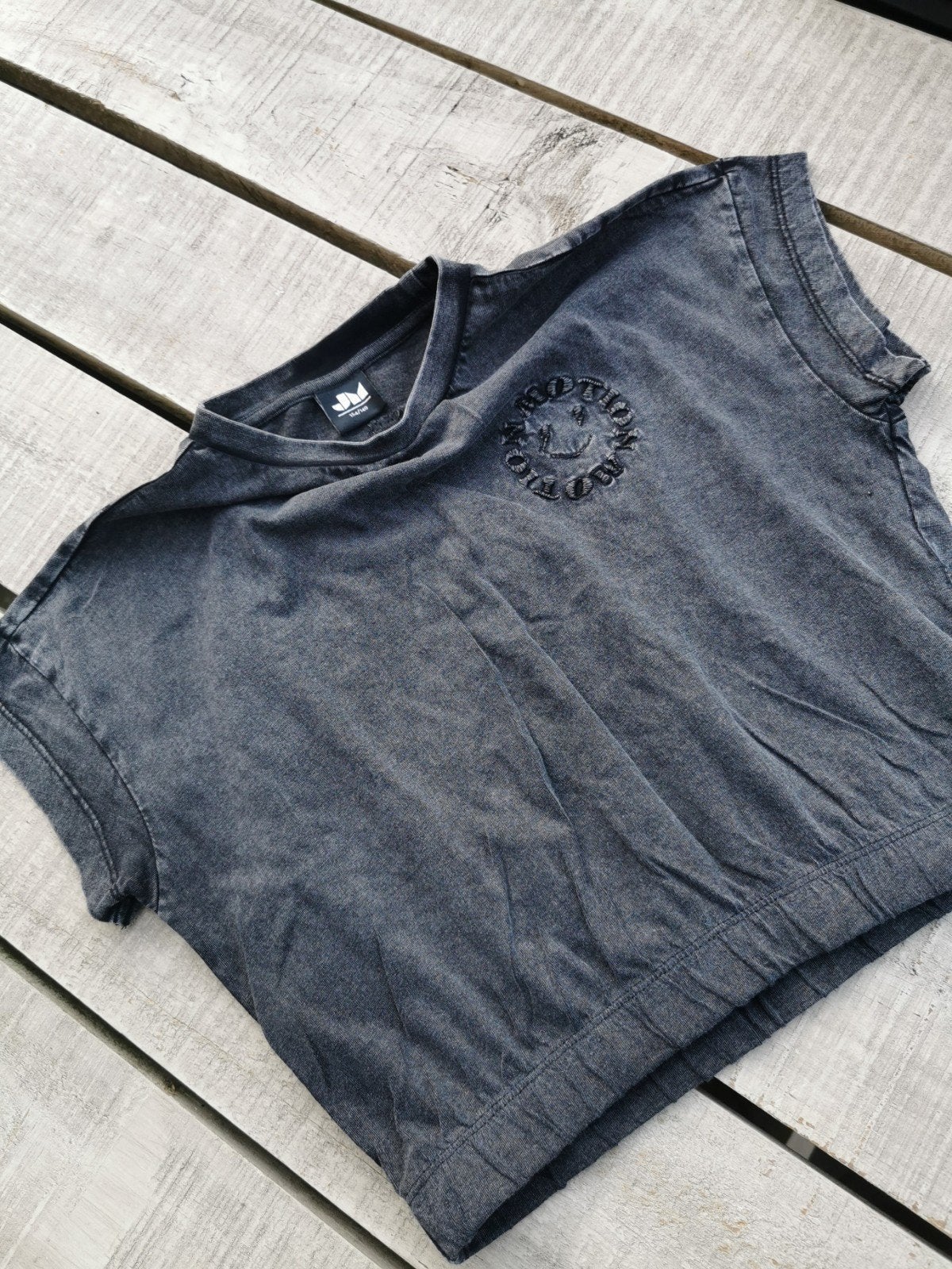 Shirtje mt134/140 Shoeby antraciet met witte kraaltjes, Ophalen of Verzenden, Zo goed als nieuw, Meisje, Shirt of Longsleeve