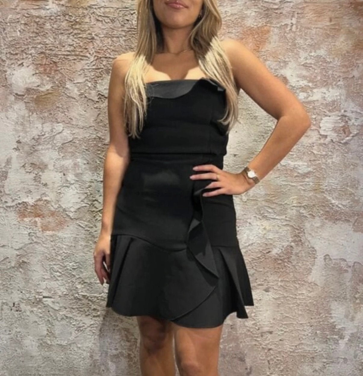 Dames nieuwe zwarte off shoulder jurk van Josh V, Kleding | Dames, Zwart, Ophalen of Verzenden, Zo goed als nieuw, Maat 34 (XS) of kleiner
