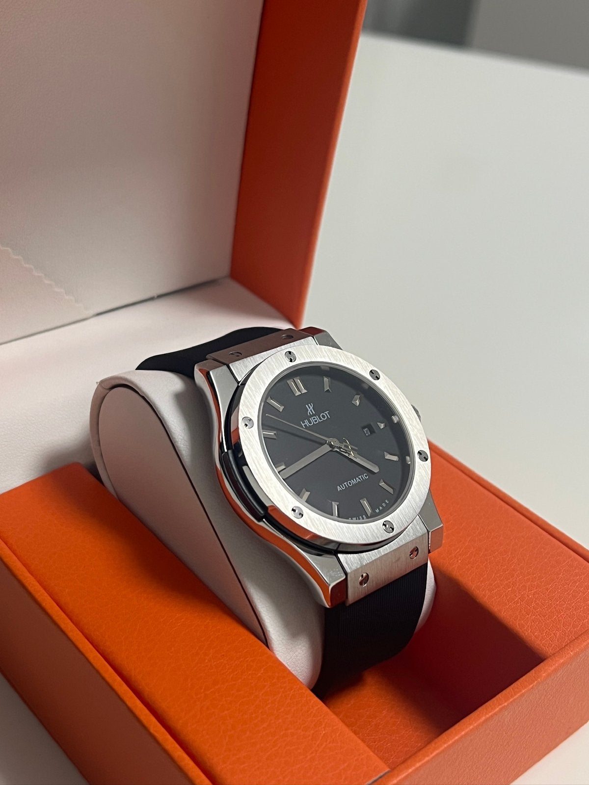 Hublot classic fusion zwart/ zilver in Nijmegen!!!, Sieraden, Tassen en Uiterlijk, Overige merken, Staal, Polshorloge, Nieuw