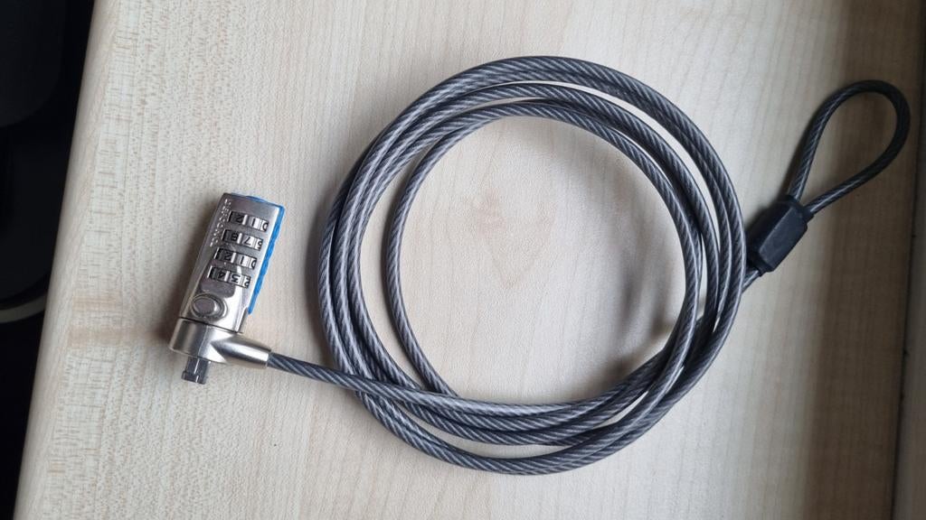 Laptopslot met cijfercombinatie - 192 cm staalkabel, Ophalen of Verzenden, Nieuw