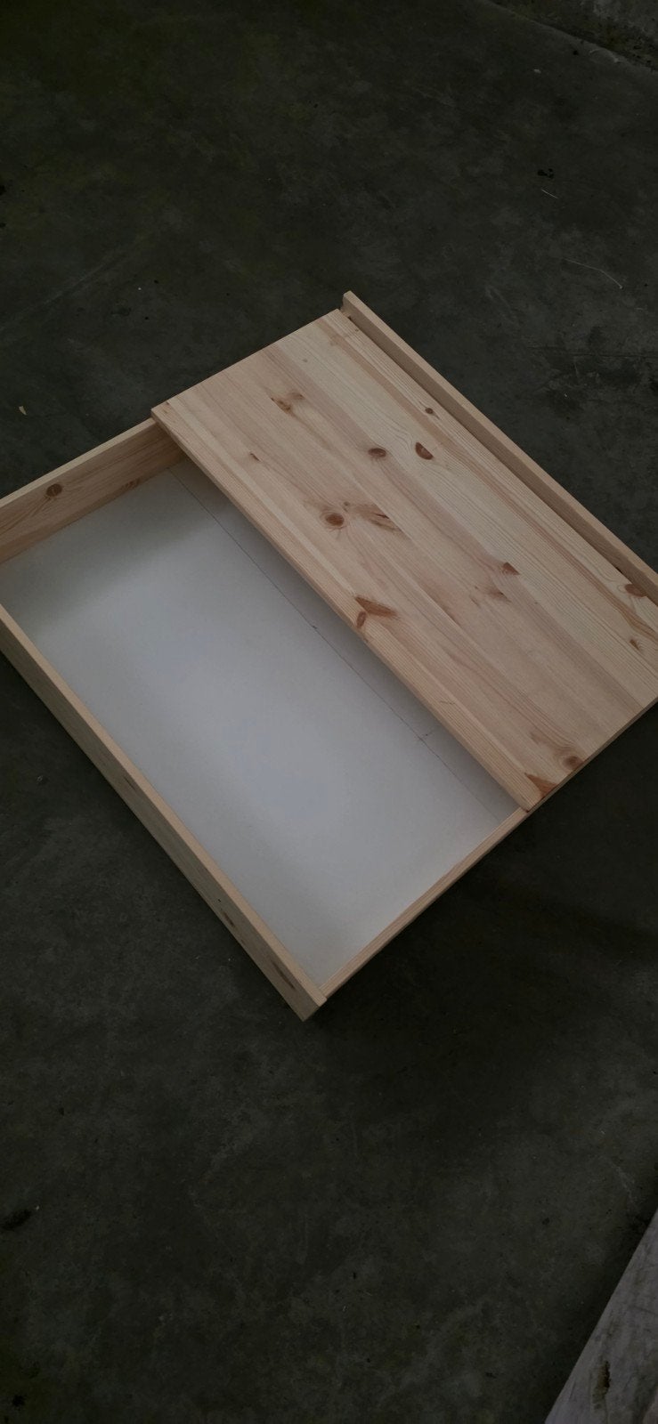 2 IKEA bedlades op wieltjes voor onder bed, Gebruikt, Ophalen of Verzenden, Hout, Overige kleuren