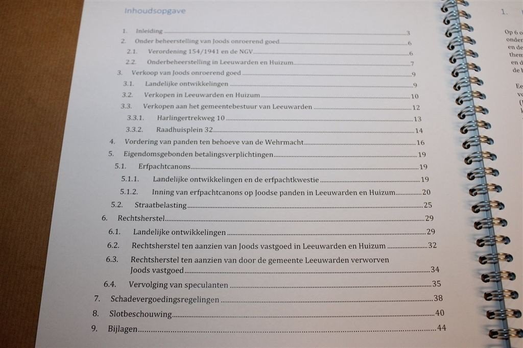 Roof en Rechtsherstel — Joods Vastgoed Leeuwarden, Ophalen of Verzenden, Gelezen