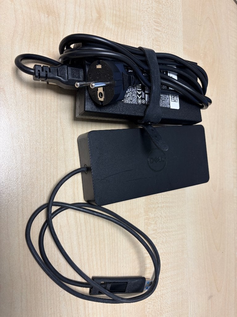 Dell D6000 dockingstations met 150 Watt voeding - pc en mac, Computers en Software, Ophalen, Docking station, Zo goed als nieuw