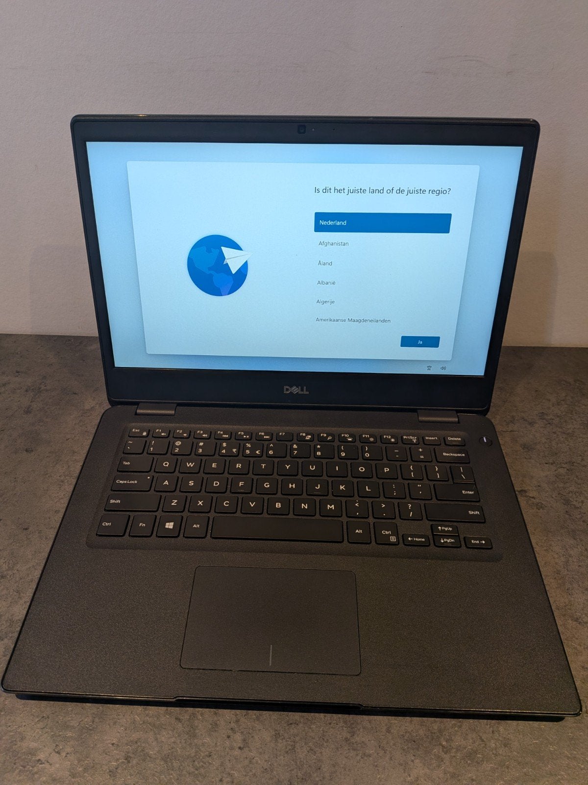 Dell Latitude 3400 Laptop - i5-8265U, 8GB RAM, 256GB SSD, Computers en Software, Windows Laptops, Qwerty, 8 GB, Intel(R) Core(TM) i5-8265U CPU @ 1.60GHz