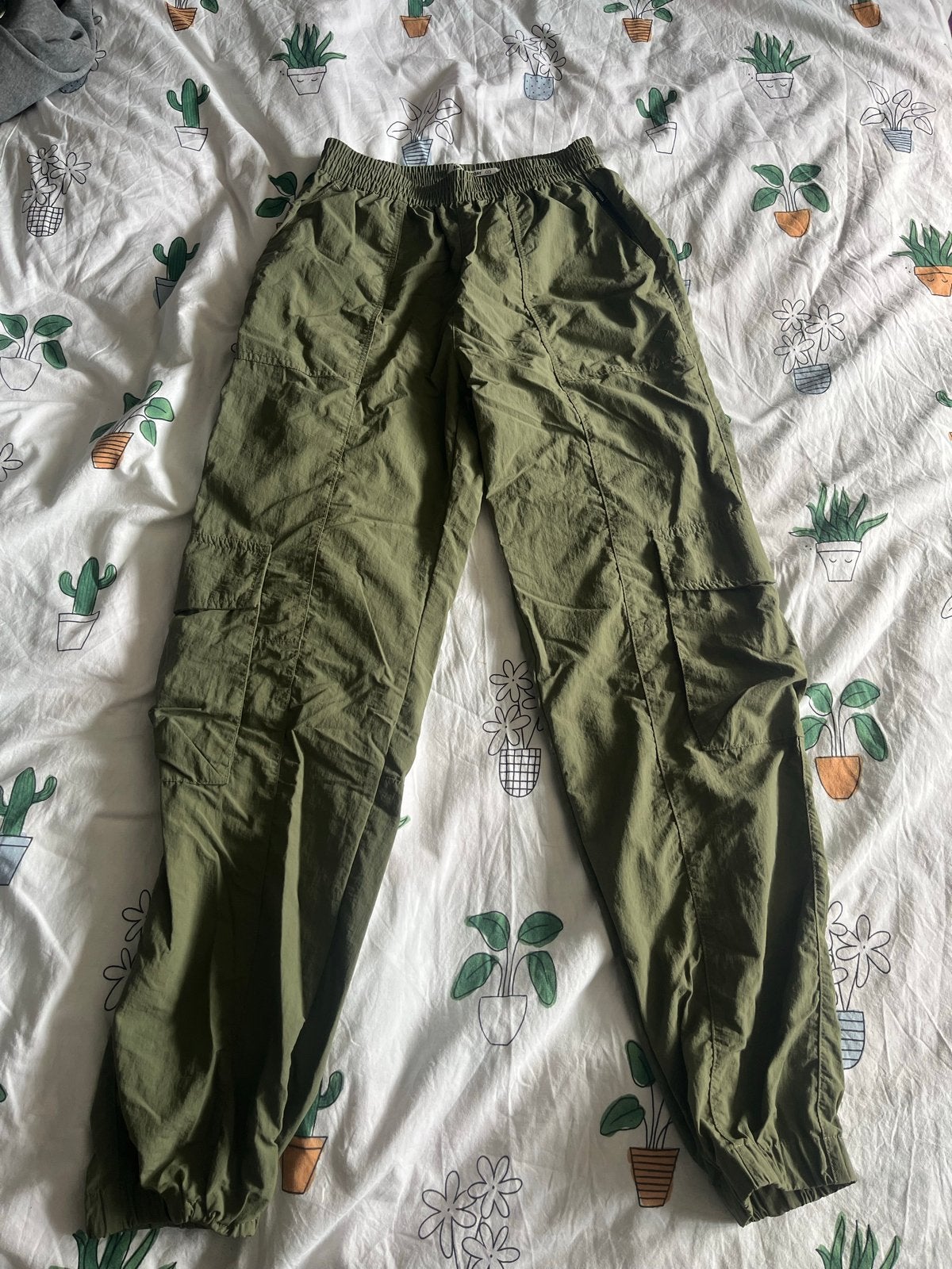 America Today Cargo (parachute) Broek Maat S, Kleding | Dames, Ophalen, Zo goed als nieuw, Maat 36 (S), Lang